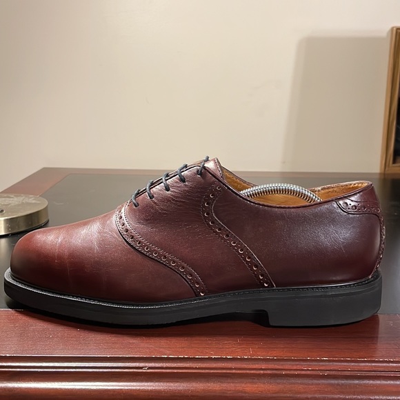Florsheim casual Oxford shoes. - Picture 7 of 11